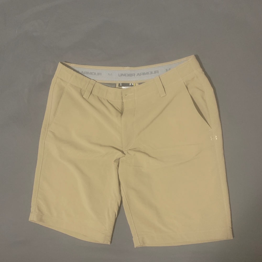 Mens size 36 under armour shorts